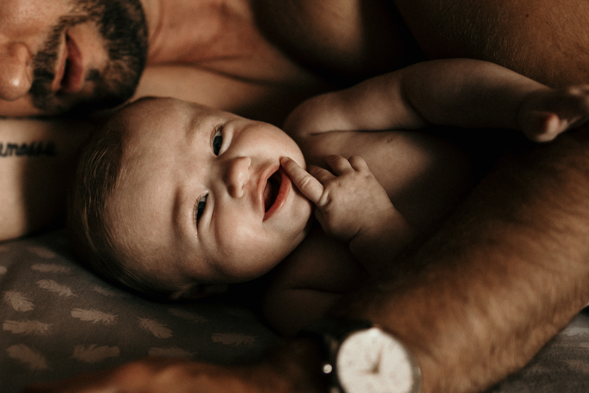 Tarif séance photo lifestyle séance photo de papa et son bébé en seine et marne