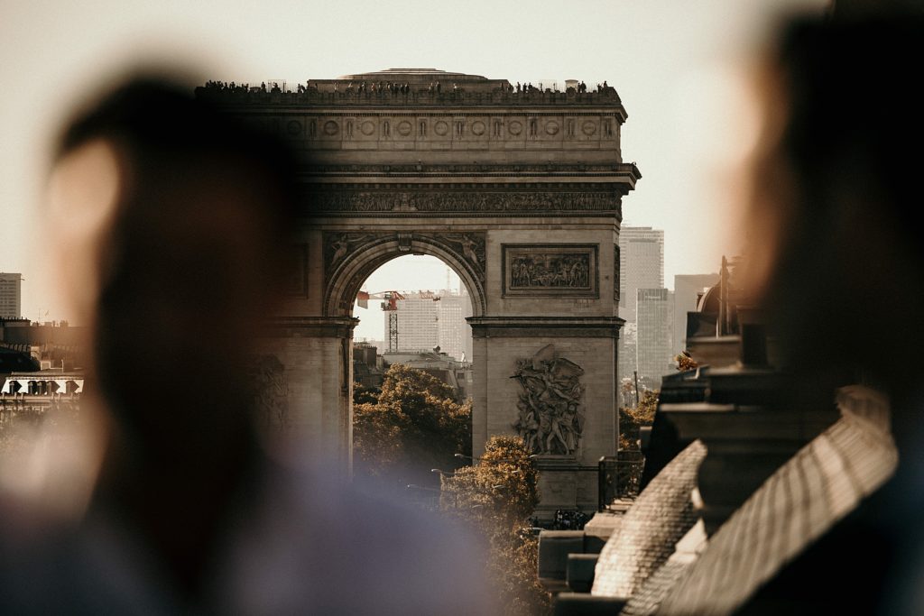 Mariage Rooftop Paris photographe mariage paris arc triomphe